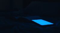 blue light disrupts sleep